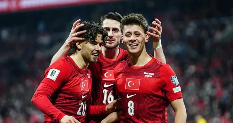 Golü Önce Soyunma Odasında Attık!