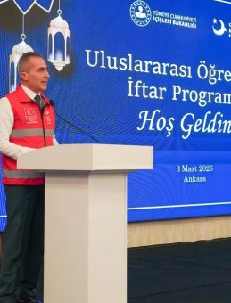 G&ouml;&ccedil; İdaresi Başkanlığı uluslararası &ouml;ğrencilerle iftar yemeğinde bir araya geldi
