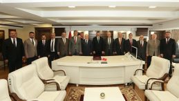 G&uuml;&ccedil;l&uuml; şehirler vurgusu! Bakanlardan Erzurum&rsquo;a ziyaret