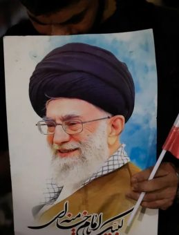 Hamaney'in 3 g&uuml;nl&uuml;k cenaze t&ouml;reni ertelendi