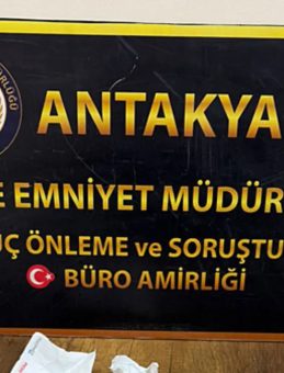 Hatay'da uyuşturucu satıcılarına operasyon: 4 gözaltı