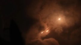 Hizbullah&rsquo;tan İsrail&rsquo;e peş peşe saldırılar: L&uuml;bnan&rsquo;ın g&uuml;neyinde askerler ve ara&ccedil;lar hedef alındı