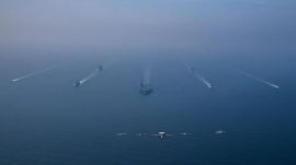 H&uuml;rm&uuml;z Boğazı&rsquo;nda kritik uyarı! &lsquo;Ge&ccedil;meye &ccedil;alışan vurulacak&rsquo;