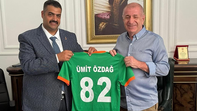 İl&ccedil;e Başkanı Kalp Krizinden Hayatını Kaybetti