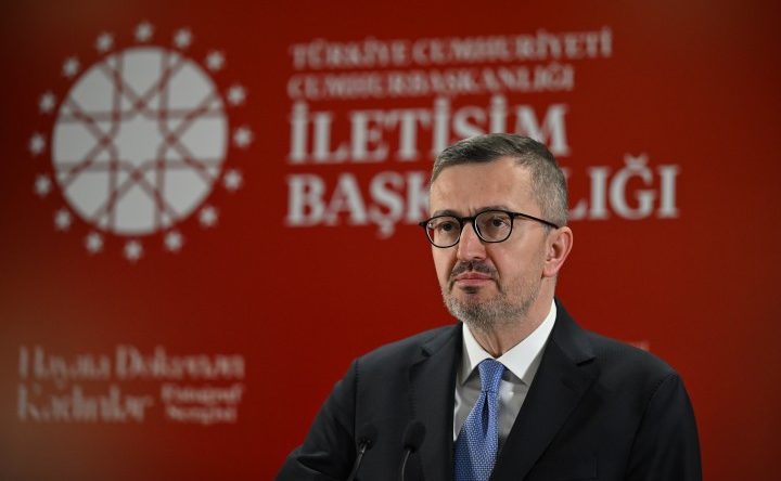 İletişim Başkanı Burhanettin Duran: G&uuml;&ccedil;l&uuml; kadın, g&uuml;&ccedil;l&uuml; toplumu inşa eder