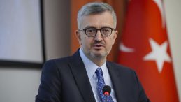 İletişim Başkanı Duran: Provokatif i&ccedil;eriklerle i&ccedil; cepheyi hedef alan 41 sosyal medya hesabına erişim engeli getirildi