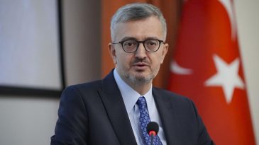 İletişim Başkanı Duran: Provokatif i&ccedil;eriklerle i&ccedil; cepheyi hedef alan 41 sosyal medya hesabına erişim engeli getirildi