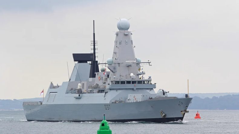 İngiliz Basınından Çarpıcı İddia: İngiltere Kıbrıs’a Savaş Gemisi Göndermeye Hazırlanıyor!