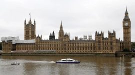 İngiltere Orta Doğu&rsquo;daki vatandaşlarının tahliyesine başlayacak!