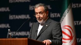 İran Dışişleri Bakanı Arak&ccedil;i&rsquo;den ABD&rsquo;nin Deniz Suyu Arıtma Tesisi Saldırısına Tepki!