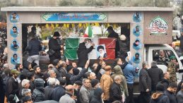 İran Halkı Meydan Okudu