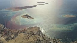 İran, H&uuml;rm&uuml;z Boğazı'nda 10 Petrol Tankerini Vurdu: Uyarılar Dikkate Alınmadı