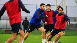 İran Milli Takımı Kamp i&ccedil;in Antalya'ya Geldi