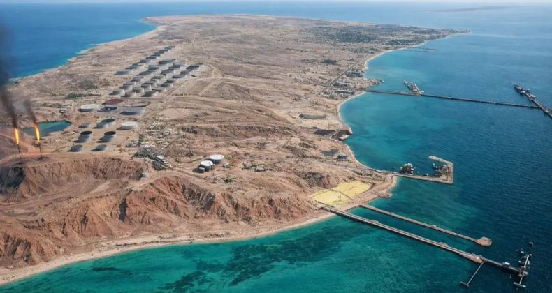 İran Petrol İhracatının Atar Damarı! İşte ABD'nin Asıl Hedefindeki Hark Adası