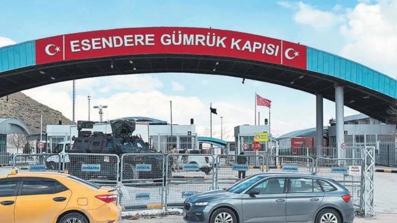 İranlılar &Uuml;lkeyi Terk Etmiyor
