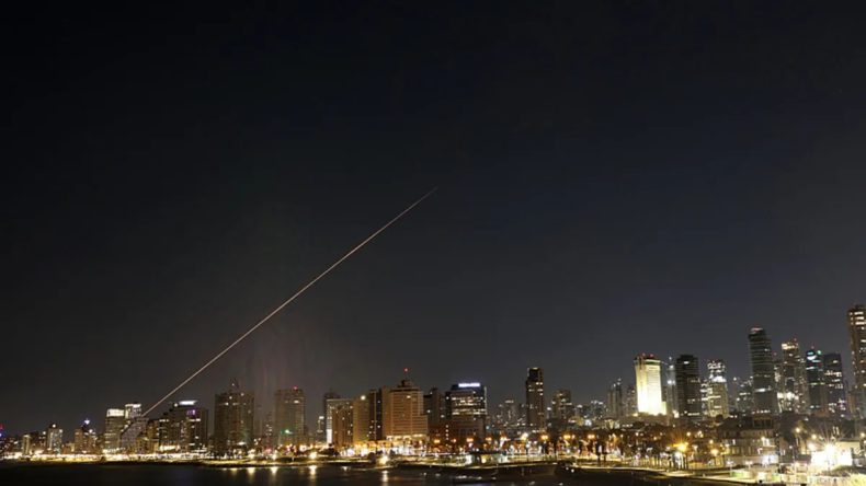 İran&rsquo;dan İsrail&rsquo;e b&uuml;y&uuml;kel&ccedil;ilik uyarısı: Meşru hedef olarak g&ouml;receğiz