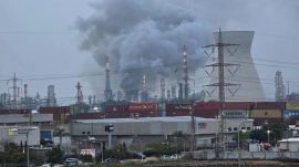 İsrail Rafinerisi Vuruldu: Ek Hasar Tespit Edildi