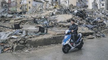 İsrail Savunma Bakanı&rsquo;ndan Talimat: L&uuml;bnan&rsquo;da Yıkımı Hızlandırın