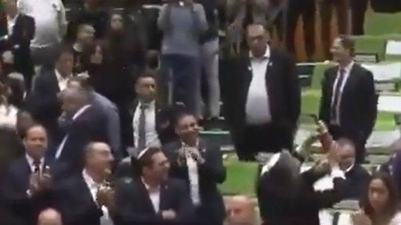 İsrailli Aşırı Sağcı Bakan Ben-Gvir'den Filistinli Esirleri Hedef Alan İdam Yasasına Provokatif Kutlama