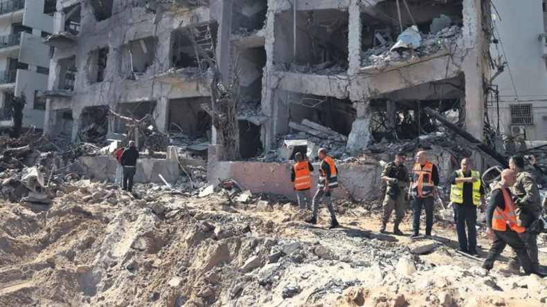 İsrail&rsquo;e F&uuml;ze Yağmuru: 9 &Ouml;l&uuml;