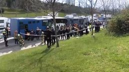 İstanbul Bağcılar'da Cezaevi Sevk Ara&ccedil;ları Kaza Yaptı: 6 Jandarma Yaralı