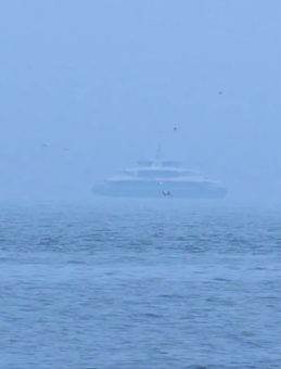 İstanbul Boğazı'nda Gemi Trafiği &Ccedil;ift Y&ouml;nl&uuml; Askıya Alındı