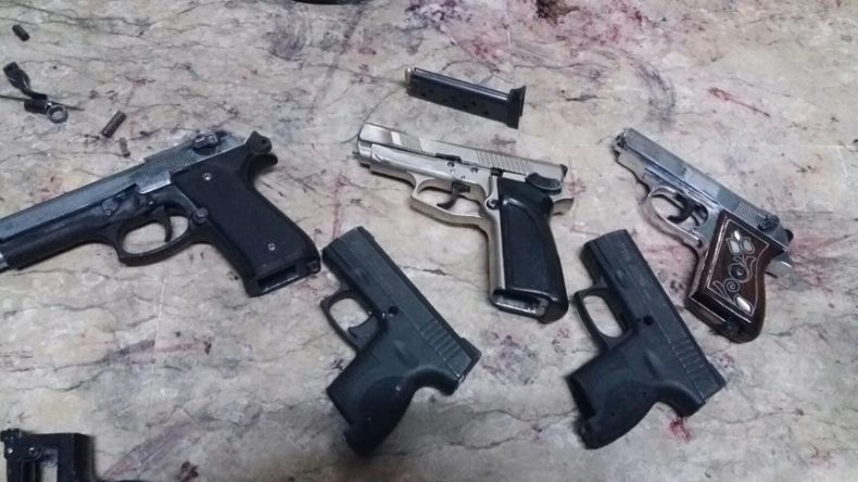 İstanbul'da Ka&ccedil;ak Silah Ticareti Operasyonunda 4 Ş&uuml;pheli Yakalandı