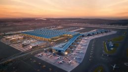 İstanbul'da Sis Alarmı: 13 U&ccedil;ak Sabiha'dan İGA'ya Y&ouml;nlendirildi