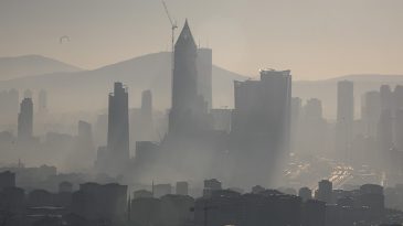İstanbul'da Şubat'ta Hava Kirliliği Ge&ccedil;en Yılın Aynı D&ouml;nemine G&ouml;re Y&uuml;zde 9 Arttı