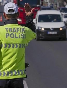 İstanbul'da yarın bazı yollar trafiğe kapatılacak