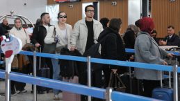 İstanbul'daki iki havalimanında bayram yoğunluğu: 2 bin 281 u&ccedil;uş ger&ccedil;ekleşecek