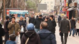 İstanbul'dan da &ccedil;ok giden var: Soğuğa rağmen ziyaret&ccedil;isi bitmiyor