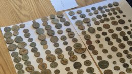 İtalya'ya ka&ccedil;ırılmak istenen tarihi eserleri şof&ouml;r kabinindeki sıra dışı yoğunluk ele vermiş