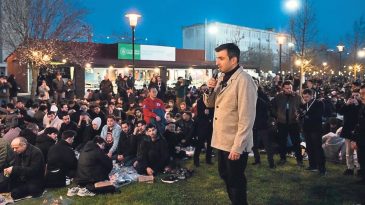 İT&Uuml; Kamp&uuml;s&uuml;&rsquo;nde İftar Sofrası