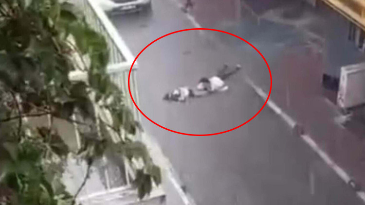 İzmir'de Elektrik Akımına Kapılan 2 Kişinin &Ouml;l&uuml;m&uuml;ne İlişkin Davada 11 Sanığa Tahliye