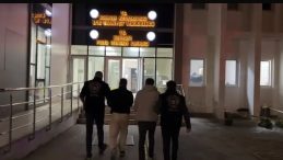 İzmir&rsquo;de sahte polis gaspı! 2 ş&uuml;pheli tutuklandı