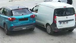 İzmir&rsquo;de trafikte beyzbol sopalı saldırı!