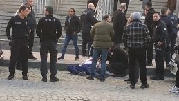 İzmit'te adliye &ouml;n&uuml;nde husumetlisini &ouml;ld&uuml;rm&uuml;şt&uuml;: Cinayette kan donduran 'cinsel istismar' detayı!