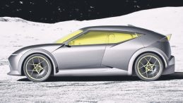 İzmitli Elektrikli Vitrine &Ccedil;ıkıyor