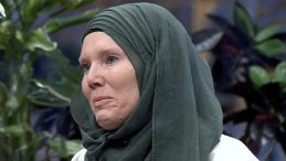 Jenny'nin Hikayesi Y&uuml;rekleri Isıttı!