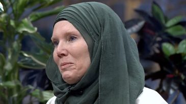 Jenny'nin Hikayesi Y&uuml;rekleri Isıttı!