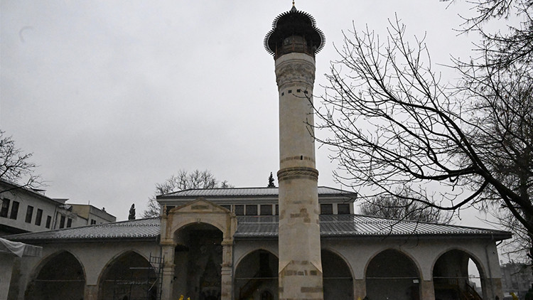 Kadim şehrin simge eserlerinden: Ulu Cami Kadir Gecesi'nde yeniden ibadete açılıyor