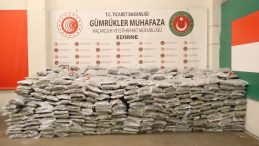 Kapıkule G&uuml;mr&uuml;k Kapısı'nda Ele Ge&ccedil;irildi: Tam 1 Ton 413 Kilo!