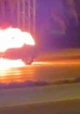 Kartal'da Korku Dolu Anlar! Alev Alev Yanan Ara&ccedil; Kullanılamaz Hale Geldi