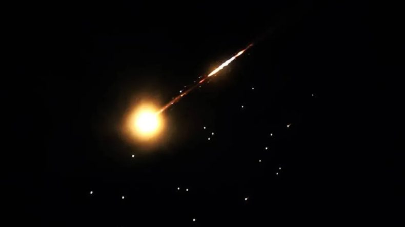 Katil İsrail ordusu L&uuml;bnan'ın g&uuml;neyine saldırdı: 1 kişi yaşamını yitirdi