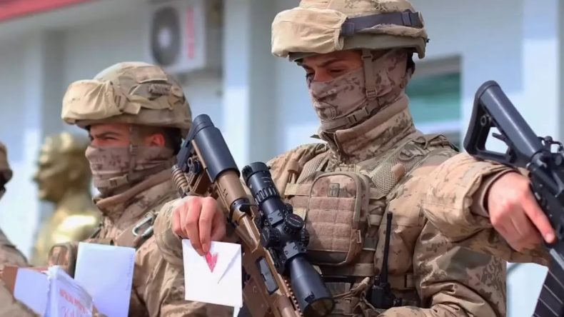 Kato&rsquo;daki Mehmet&ccedil;ikleri Duygulandıran Mektuplar