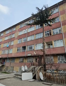 Kayseri&rsquo;de 5&rsquo;inci Kattan Atlayan Kişi Hayatını Kaybetti