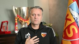 Kayserispor'un yeni teknik direkt&ouml;r&uuml; Moe'nun hedefi g&uuml;ven inşa etmek!
