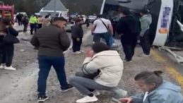 Konya-Antalya Kara Yolunda Yolcu Otob&uuml;s&uuml; Devrildi: Yaralılar Var
