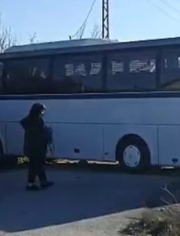 Konya'da Belediye Otob&uuml;s&uuml; ile &Ouml;ğrenci Servisi &Ccedil;arpıştı: 17 Kişi Yaralandı